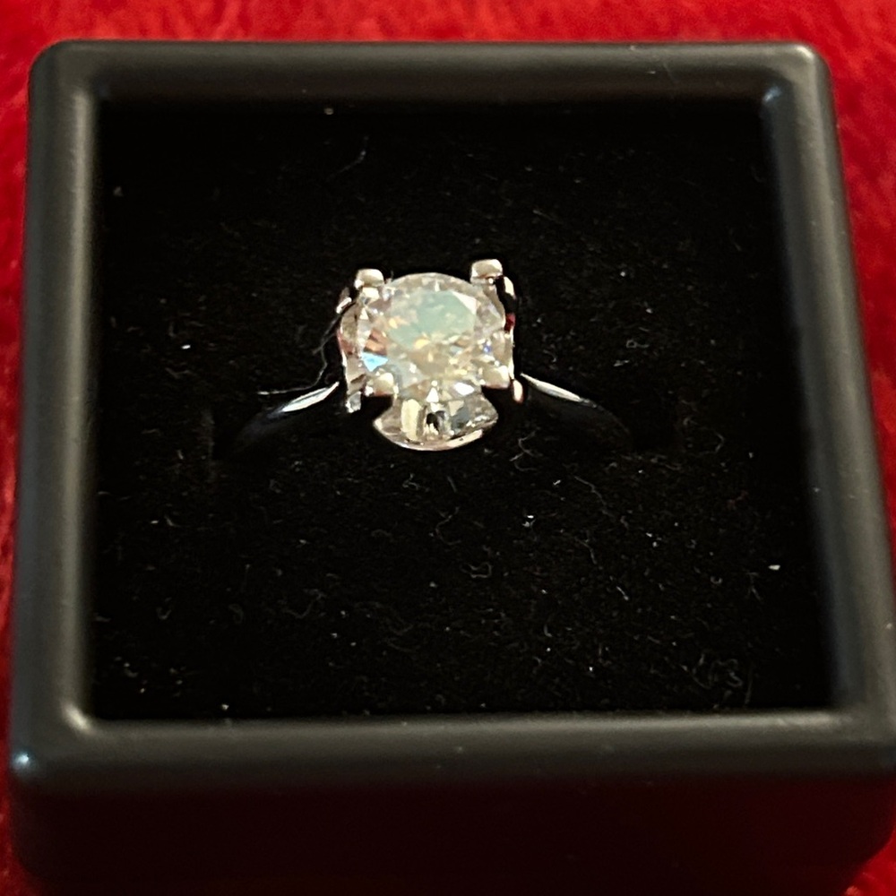 Round‎ Fantasy Yellow 1.0 CT Moissanite Diamond Women's Ring size 7